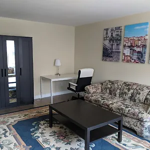 Appartement 3 Bdr Appartement,wifi,netflix Free Parking, Montréal